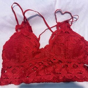 Elegant White Lace Bralette - Boutique